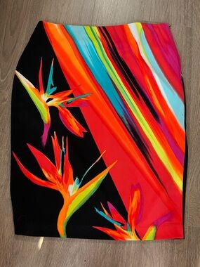 Worthington Skirt Birds of paradise pattern size 16